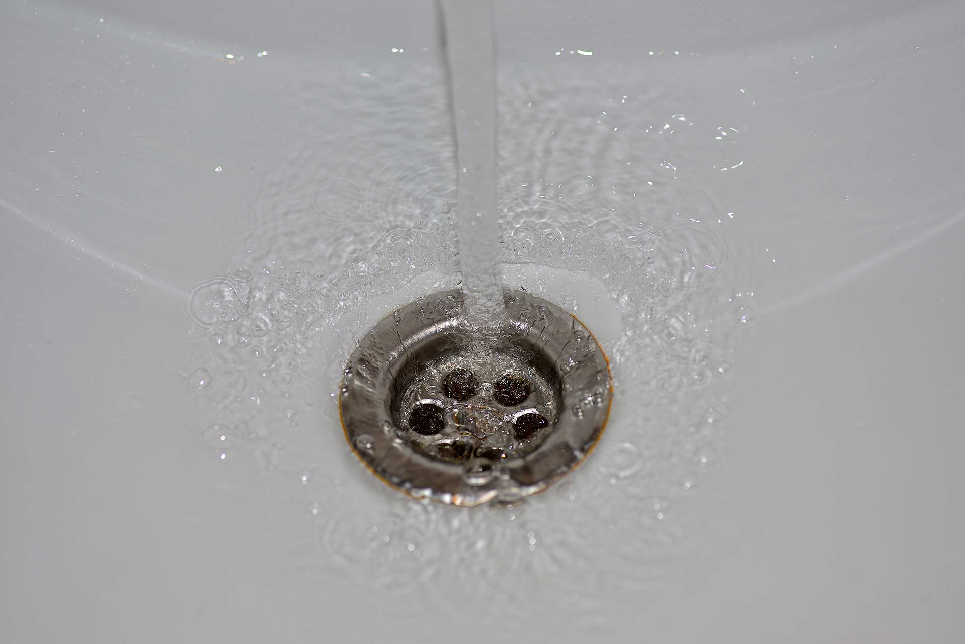A2B Drains provides services to unblock blocked sinks and drains for properties in Altrincham.